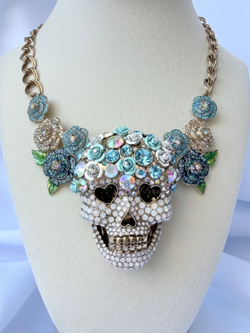 Betsey Johnson Skulls Roses Opal Floral Cluster Crown XL Halloween Necklace RARE